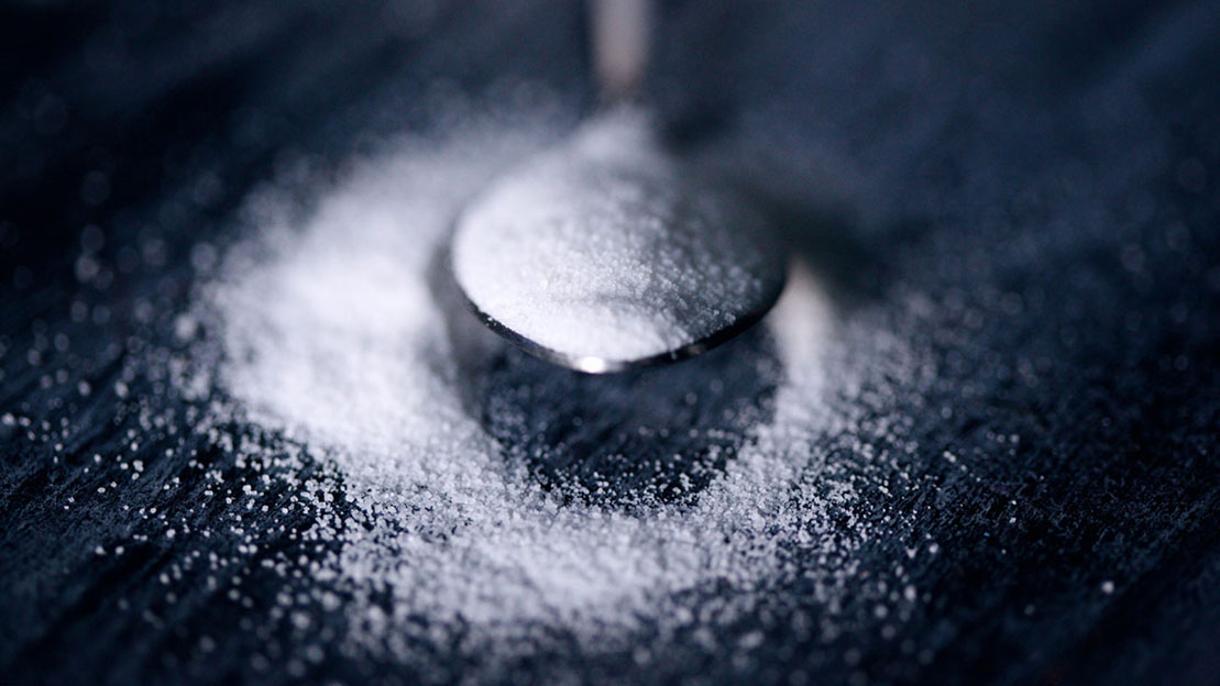 Grammar: The Difference between a Spoon Full of Sugar and a Spoonful of Sugar